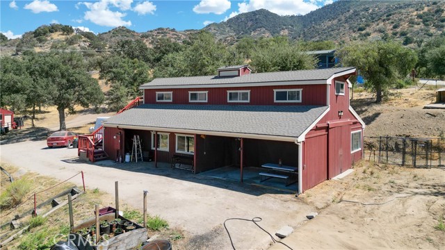 Image 2 for 18401 Pellisier Rd, Tehachapi, CA 93561