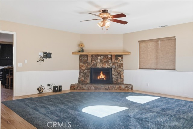 Detail Gallery Image 2 of 72 For 174 Golf Course Rd, Lake Arrowhead,  CA 92352 - 4 Beds | 3/1 Baths