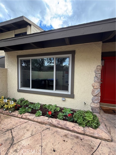 2618 N Tustin, Santa Ana CA: https://media.crmls.org/medias/80803fbb-d9da-4ec6-b041-cbd8b4f2ad57.jpg