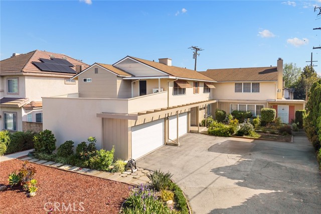 Detail Gallery Image 3 of 28 For 1150 Okoboji Dr, Arcadia,  CA 91007 - – Beds | – Baths