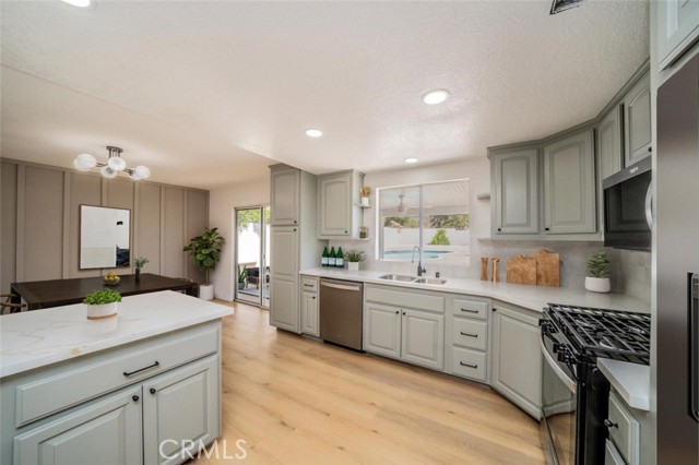 Detail Gallery Image 7 of 21 For 28732 Paseo Diablo, Menifee,  CA 92587 - 3 Beds | 2 Baths