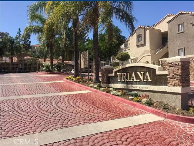 Detail Gallery Image 2 of 11 For 1980 Las Colinas Cir #206,  Corona,  CA 92879 - 1 Beds | 1 Baths