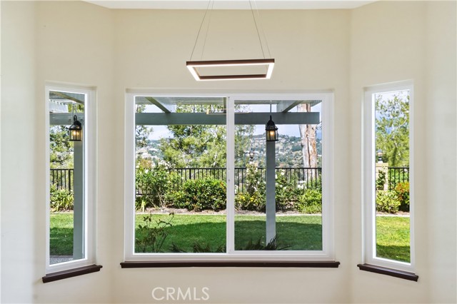 Image 38 of 73 For 3537 Foxglove Road