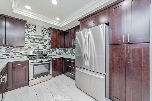 Detail Gallery Image 9 of 27 For 3 Park, Irvine,  CA 92604 - 3 Beds | 2/1 Baths