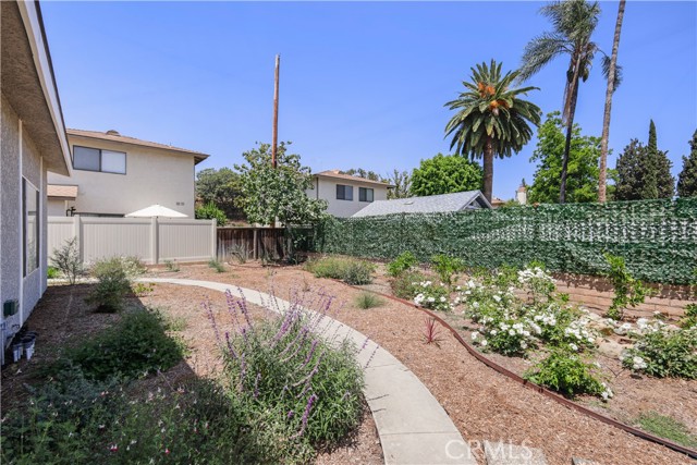 314 Lola Avenue, Pasadena CA: https://media.crmls.org/medias/8081d73f-ada8-4e9d-9eab-33ae3f15e5ab.jpg