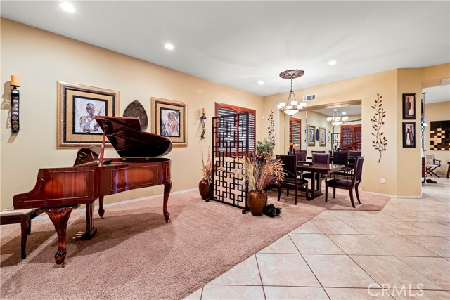 Detail Gallery Image 9 of 62 For 5727 W Avenue K2, Lancaster,  CA 93536 - 4 Beds | 4 Baths