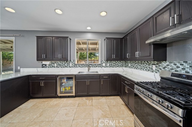 Detail Gallery Image 10 of 28 For 2651 Belvedere Ln, Lancaster,  CA 93535 - 5 Beds | 3 Baths