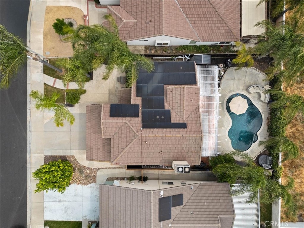 https://media.crmls.org/medias/80831f43-1ef5-41bb-b0bc-80c97dc4f308.jpg?preset=X-Large