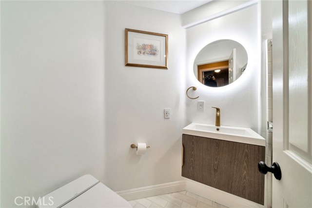 16139 Crooked Creek Court, Chino Hills CA: https://media.crmls.org/medias/8085176b-caed-4703-9e37-5e88e474154b.jpg