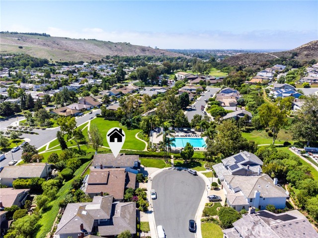 Detail Gallery Image 2 of 53 For 2 Cedar Ridge, Irvine,  CA 92603 - 5 Beds | 3 Baths