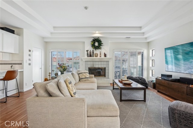 Detail Gallery Image 10 of 46 For 221 S Francisca Ave Unit a,  Redondo Beach,  CA 90277 - 3 Beds | 2/1 Baths