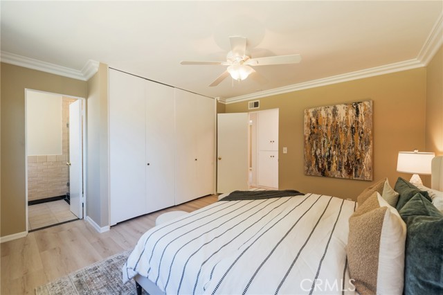 27945 Alvarez photo 34