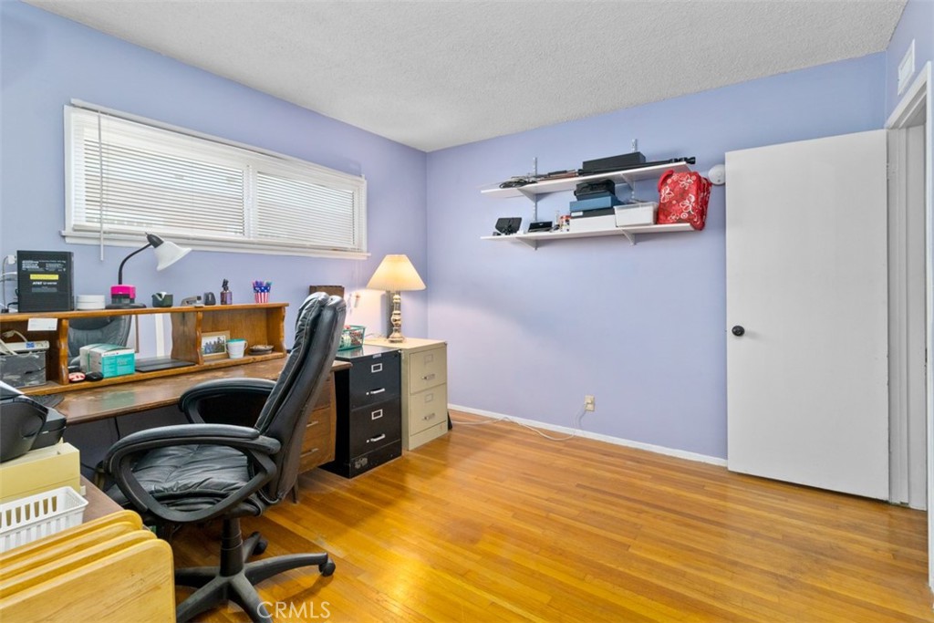 1419 W Trenton Drive