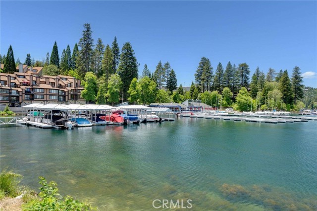Detail Gallery Image 40 of 42 For 395 Primrose Cir #1-2,  Lake Arrowhead,  CA 92352 - 4 Beds | 3 Baths