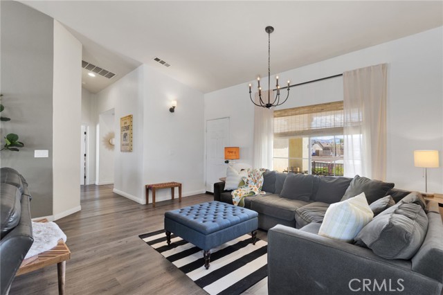 21152 Reliance, Apple Valley CA: https://media.crmls.org/medias/80878a5c-8b8e-471a-a5aa-66327338d78e.jpg