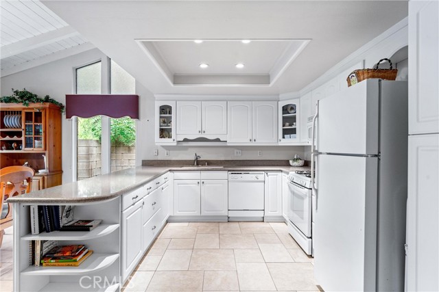Detail Gallery Image 9 of 28 For 2606 N Tustin Ave, Santa Ana,  CA 92705 - 2 Beds | 2 Baths