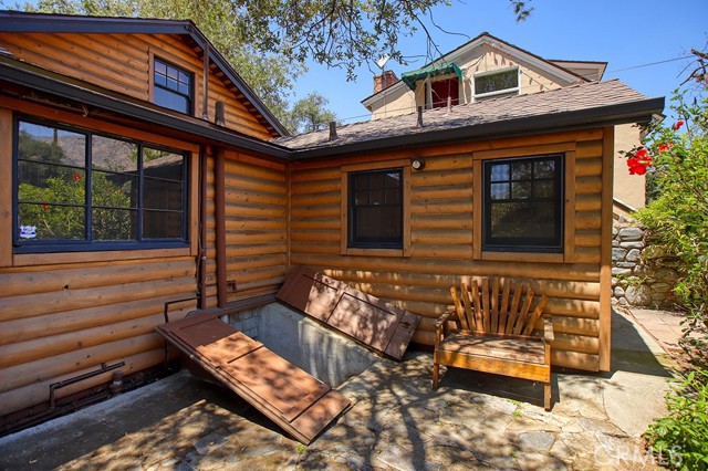 Detail Gallery Image 23 of 33 For 2057 Oakwood St, Pasadena,  CA 91104 - 2 Beds | 1 Baths