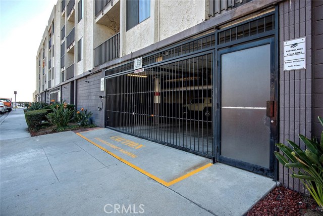 property-img