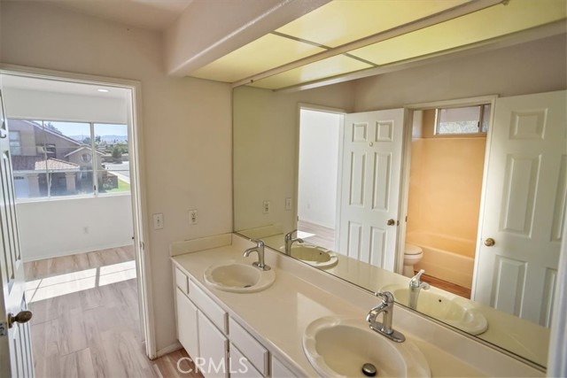 Detail Gallery Image 17 of 23 For 447 W Avenue J12, Lancaster,  CA 93534 - 4 Beds | 3 Baths