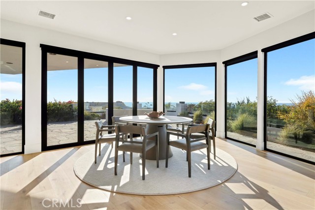 Detail Gallery Image 15 of 75 For 2720 Pebble, Corona Del Mar,  CA 92625 - 5 Beds | 4/1 Baths