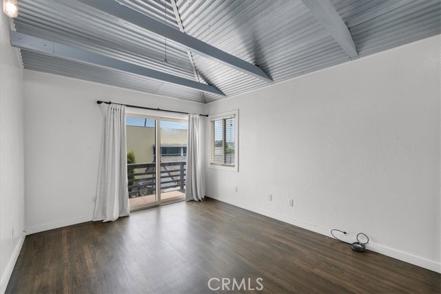 606 Loma Dr, Hermosa Beach, California 90254, ,Residential Income,Sold,Loma Dr,SB24147619