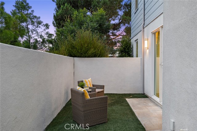 118 Modjeska, Irvine CA: https://media.crmls.org/medias/808af04f-3ae3-4757-b1c9-8db2289f7428.jpg