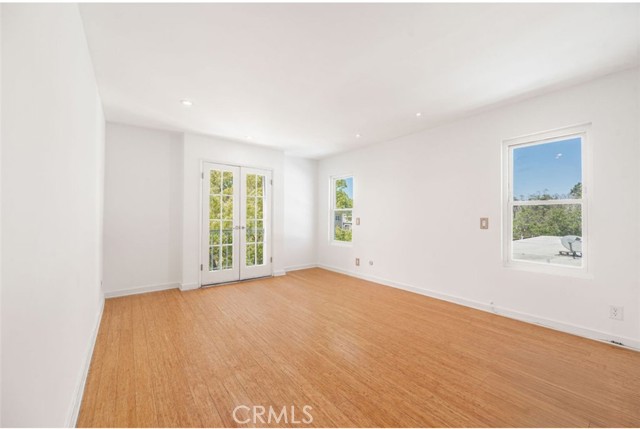 Detail Gallery Image 20 of 30 For 750 S Windsor Bld #7,  Los Angeles,  CA 90005 - 2 Beds | 2 Baths
