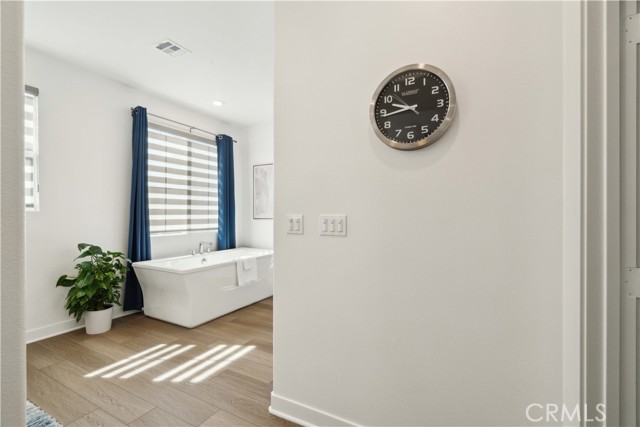 26288 Meadow Dr, San Juan Capistrano CA: https://media.crmls.org/medias/808c14da-a829-45ff-8e02-4b4c50edb395.jpg