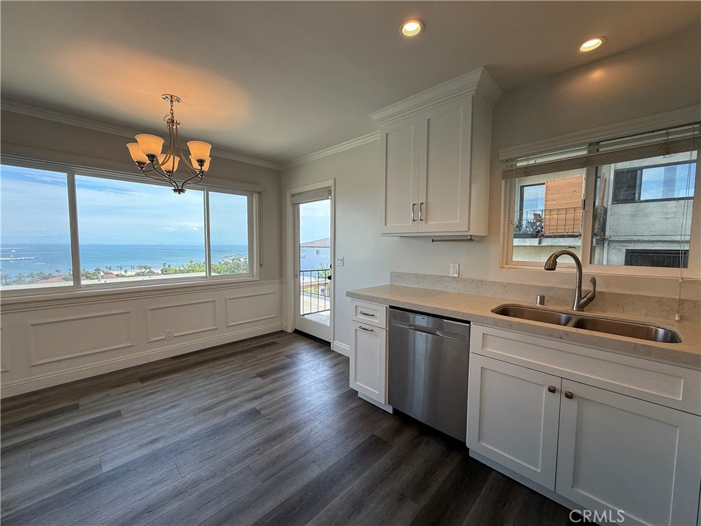 665 W 34th Street #8