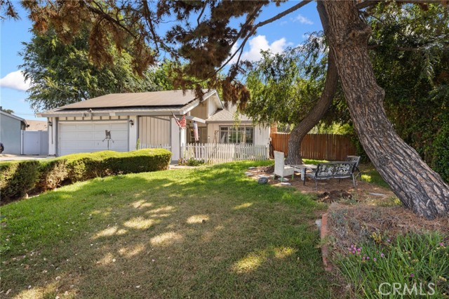 4060 Olive Street, Chino CA: https://media.crmls.org/medias/808e3fe6-be03-4ed7-90a5-a319069b326a.jpg