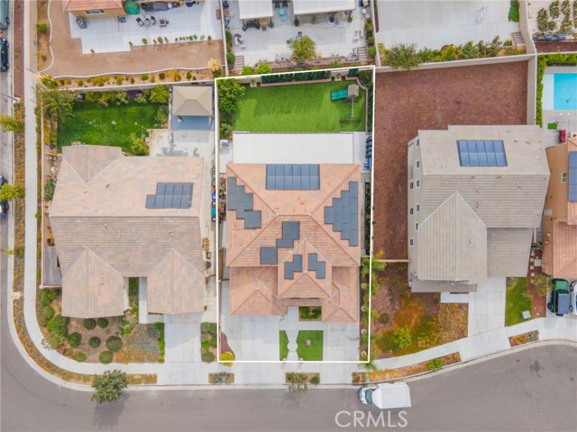 Detail Gallery Image 4 of 74 For 11562 Winnicut Ct, Jurupa Valley,  CA 91752 - 6 Beds | 4/1 Baths