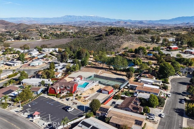 33922 Windmill, Wildomar CA: https://media.crmls.org/medias/808f51a6-5d11-4427-bc32-6e3d775f2355.jpg