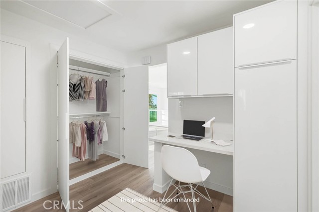 Detail Gallery Image 13 of 28 For 372 Locust, Laguna Beach,  CA 92651 - 2 Beds | 2 Baths