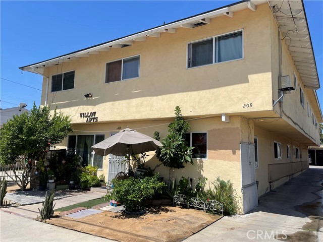 209 S Willow Avenue, Compton, CA 90221