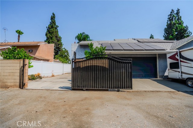 574 E Skylark Drive, Ontario CA: https://media.crmls.org/medias/808fe250-fe22-44d7-94e9-665cdfc95fb3.jpg
