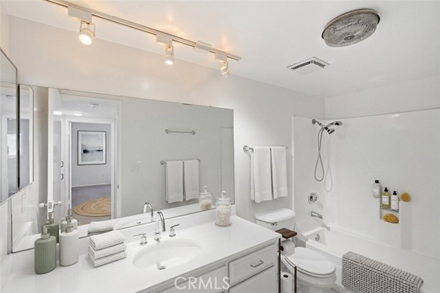 3555 Keystone Avenue, 15 photo 19