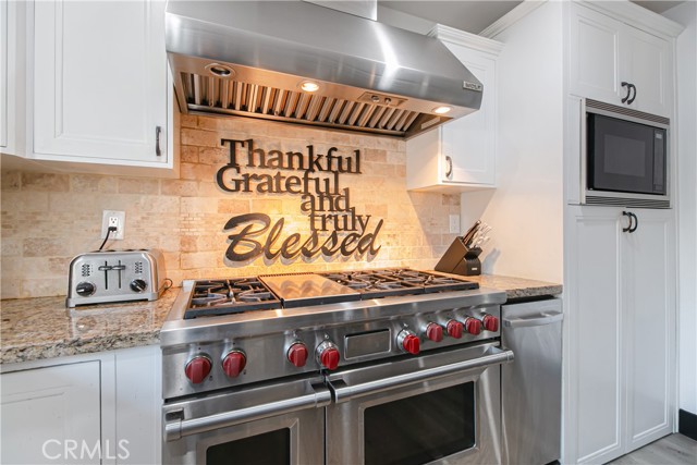 Detail Gallery Image 21 of 59 For 19501 Vintage St, Northridge,  CA 91324 - 7 Beds | 6 Baths