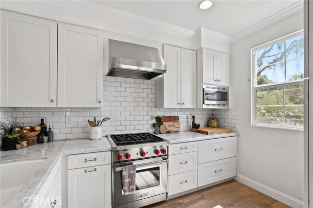 Wolf gas range & oven