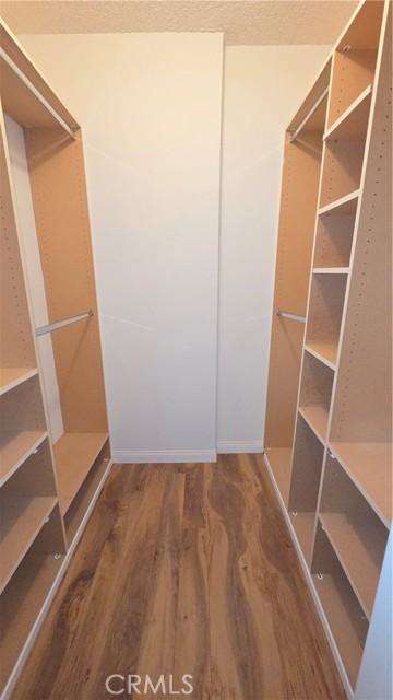 Detail Gallery Image 15 of 30 For 5400 Lindley Ave #105,  Encino,  CA 91316 - 2 Beds | 2 Baths