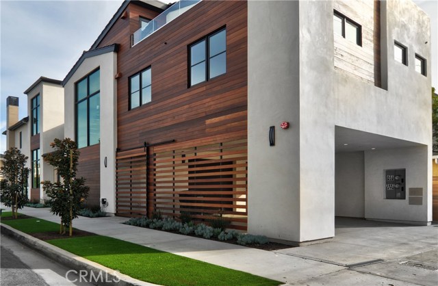 Detail Gallery Image 28 of 32 For 621 Narcissus Ave, Corona Del Mar,  CA 92625 - 3 Beds | 3 Baths