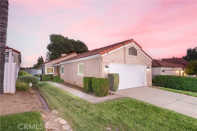 Detail Gallery Image 1 of 1 For 6855 Shadow Ridge Pl, Rancho Cucamonga,  CA 91701 - 3 Beds | 2 Baths