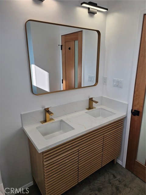 Detail Gallery Image 9 of 20 For 720 San Pascual Ave, Los Angeles,  CA 90042 - 3 Beds | 2 Baths