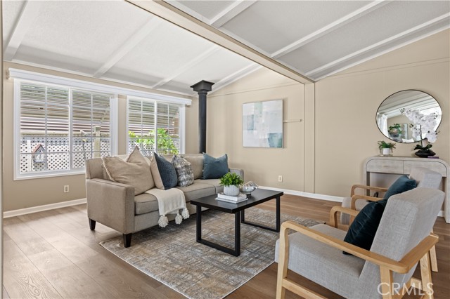 5200 Irvine Blvd Spc 218, Irvine CA: https://media.crmls.org/medias/8092f672-ea38-4e20-b72b-a453a6858b18.jpg