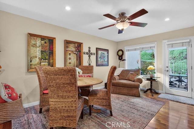 Detail Gallery Image 14 of 30 For 847 S Amber Ln, Anaheim Hills,  CA 92807 - 3 Beds | 3 Baths