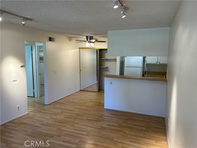 Detail Gallery Image 5 of 47 For 18232 Parkview Ln #103,  Huntington Beach,  CA 92648 - 1 Beds | 1 Baths