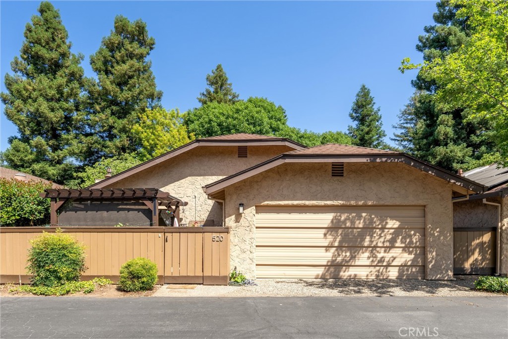 520 Wilshire Court
