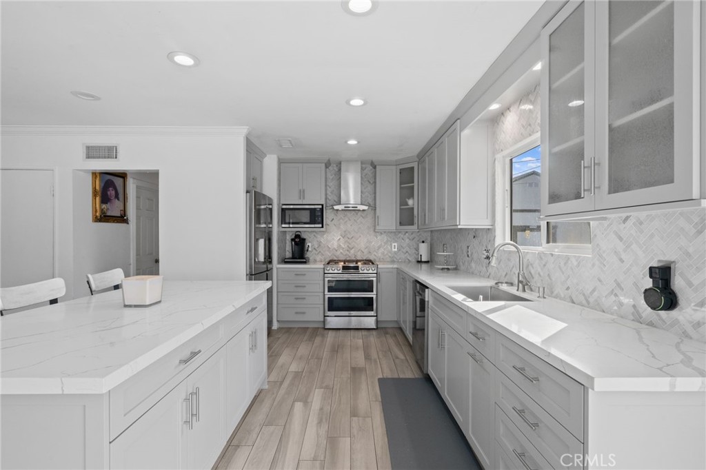 MLS #SB25278738 image #6