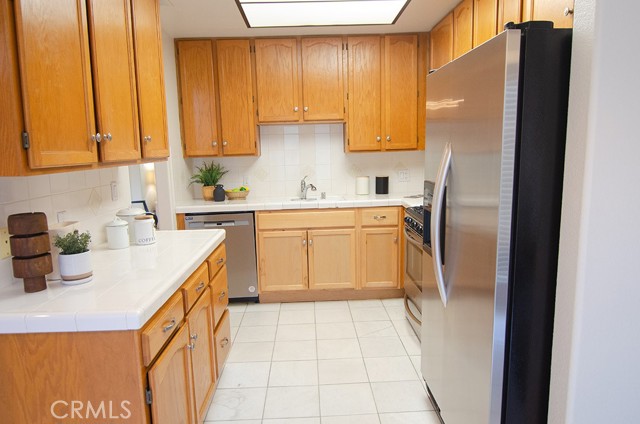 Detail Gallery Image 14 of 35 For 240 S Mentor #2,  Pasadena,  CA 91106 - 2 Beds | 2/1 Baths