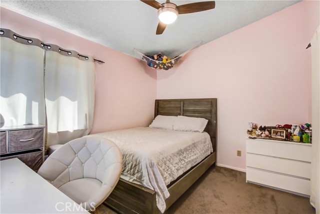19376 Lambeth Ct, Riverside CA: https://media.crmls.org/medias/8095d15b-f1aa-436f-bb0e-64a0e9ef36d8.jpg