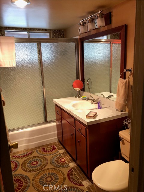 45380 Panorama Drive, Palm Desert CA: https://media.crmls.org/medias/8095d558-91f1-41af-8157-107d000a0949.jpg